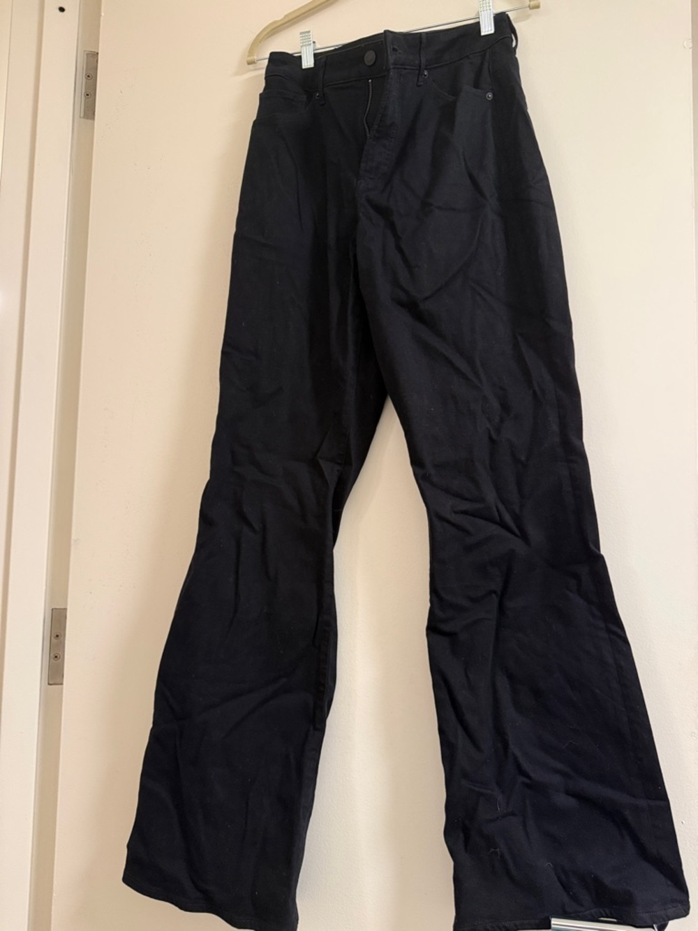 Express Women’s Curvy Flare High Rise Black